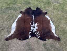 Luxury Cowhide Brown & White-Genuine Cow Skin Rug For Western Home Decor-Brazilian Area Rug-Large Rug-Tricolor