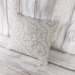 Pillow Cushion Stuffed Throw Blue & Cream Flowers Solid Backing Home Decor - thumbnail 3