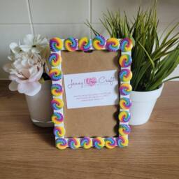 Rainbow Swirl Wooden Button Photo Frame 4 X 6 Inches - thumbnail 2