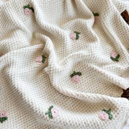 Knit Baby Blanket With Rose Appliqu?? - Organic Cotton Newborn Blanket, Shower Gift - thumbnail 2