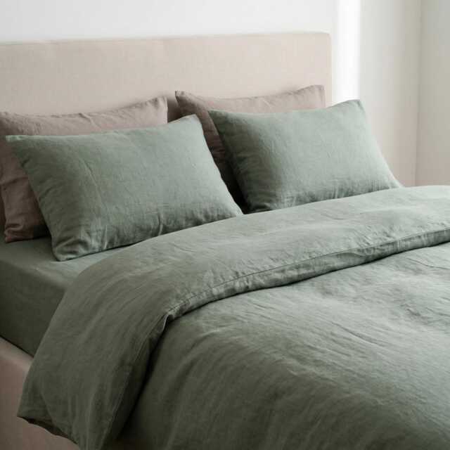 Moss Green Linen Duvet Cover Set, Coconut Button Closure - image 1