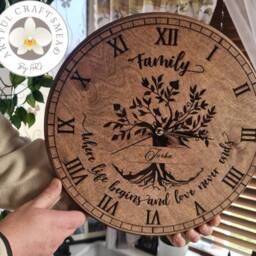 Personalized Birch Plywood Wall Clock, Custom Wooden Clock With Name & Last Name, Tree Family Design - thumbnail 2