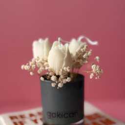Grey Tulip Candle Bouquet - Hand-Poured Soy Wax Roses in Glass - thumbnail 3