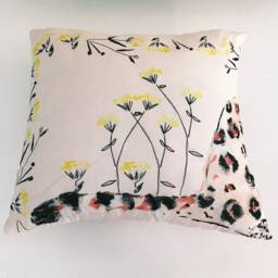 2 Silk Pillows With Bengal Cat - thumbnail 3