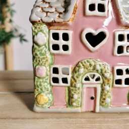Pink Thatched Cottage Garden House Tea Light Holder With Rose Garland - thumbnail 3