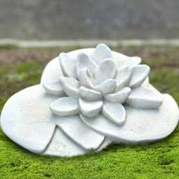 Concrete Water Lily Flower Statue Pond Lotus Decoration Stone Garden Ornament Handmade Outdoor Figure Cement Art - thumbnail 2
