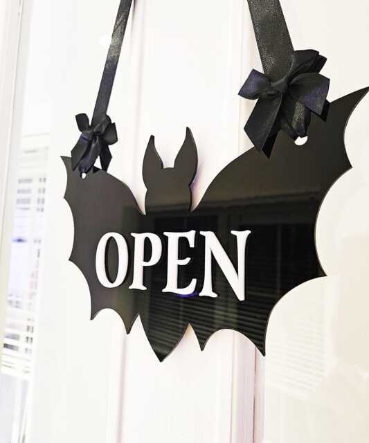 Gothic Bat Open/Closed Shop Sign - image 1