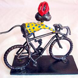 Cycling Mouse in Outfit Steel Sculpture - thumbnail 4