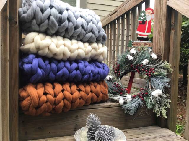 Arm Knitted Super Chunky Blanket, Knitted Blanket, Christmas Knits, Merino Wool Throw Knits - image 1
