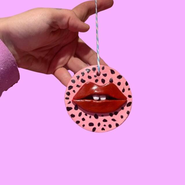 Pink Lips Wall Hanging Spotty Polka Dot Decor - image 1