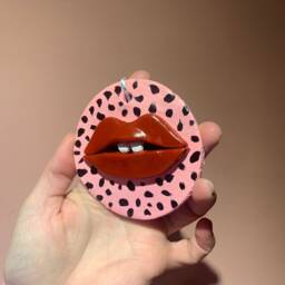 Pink Lips Wall Hanging Spotty Polka Dot Decor - thumbnail 3