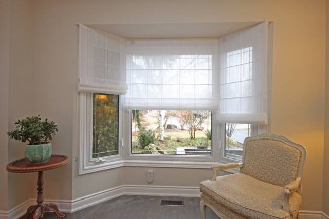 Custom White Linen Roman Shades, Flat Style, Chain Mechanism - image 1