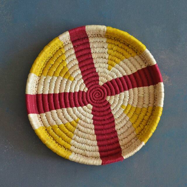 Sabai Yellow & Green Wall Art, Serving Tray, Made in India, Kitchen Decor, Round Coffee Easter Gift - image 1