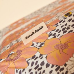 Vintage & Retro Design Umbrella // Bloomtastic - thumbnail 2