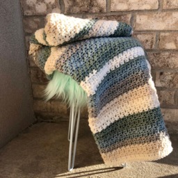Crocheted Unisex Baby Blanket & Beanie Set Avery - thumbnail 3
