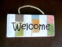 "Wood Pallet Sign "" Welcome Rustic Reclaimed Handmade Wooden Signs Wall Hnging Home Decor Custom Hand Painted/Gift 10""x4.75"