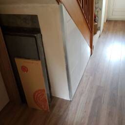 Under Stairs Storage - thumbnail 4