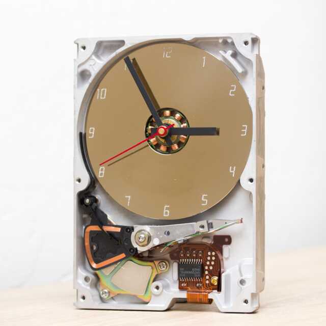 Desk Clock Made Of A Recycled Computer Hard Drive - Hdd Father's Day Gift, Computer Geek Gift - image 1
