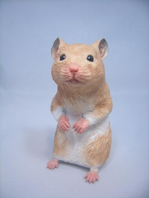 Goldenhamster Figurine Custom Coloring Available - image 1