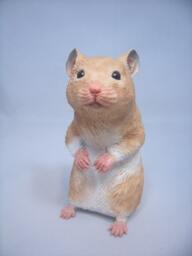Goldenhamster Figurine Custom Coloring Available - thumbnail 1