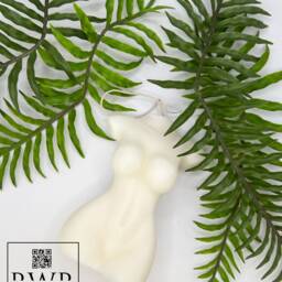 Torso Candle, Curvy Female Torso, Body Candle. Larger Size 18 Tall. Vegan Soy Wax, Highly Fragranced, Gold Leaf, Botanicals - thumbnail 4