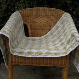 Bed Runner/Throw/Blanket For Single Bed Or Child Bed. Hand Crocheted Using Pale Green & White Wool Mix Yarn - thumbnail 4