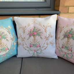 Vintage Style Tapestry Cushion Cover Floral Vase - Cream, 17 - thumbnail 3