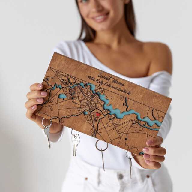 Wooden Key Holder, Personalized Map Rack For Housewarming Gift - image 1