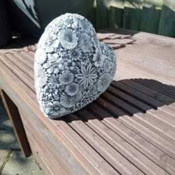 Love Heart, Floral Hightly Detailed Stone Garden Ornament - thumbnail 3