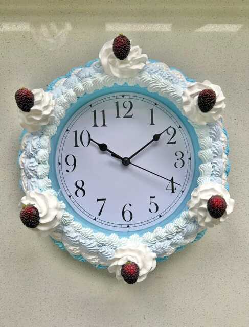 Blackberry Blue Cake Clock