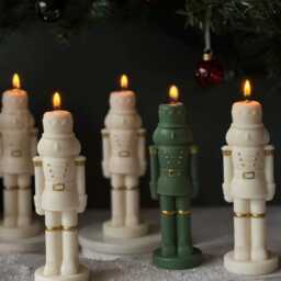 Nutcracker Candle Christmas Soldier, Scented Soy Wax Candle - thumbnail 3