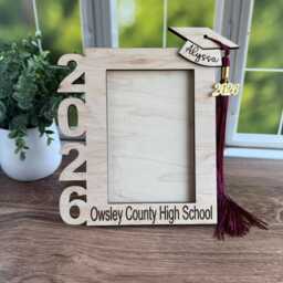 Personalized 2026 Graduation Tassel Holder Picture Frame, Custom 4x6 Frame Keepsake, High School Gift For Her - thumbnail 3