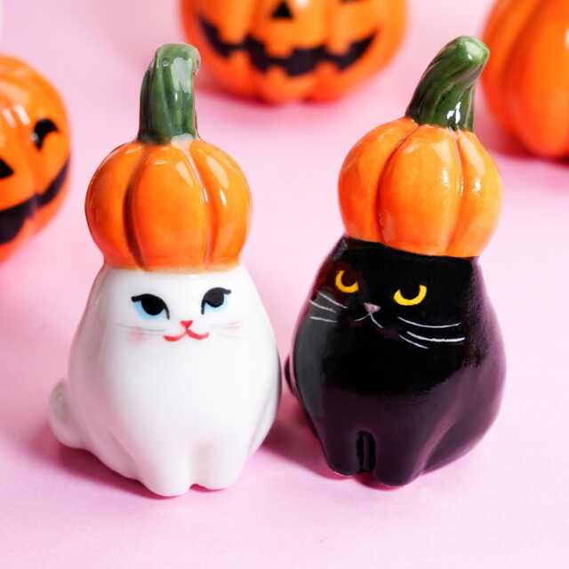 Hand-Painted Ceramic Black Cat Figurine Halloween Fall Decor - image 1