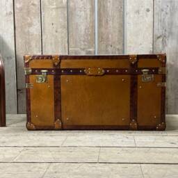 English Luxury Tan Leather Dark Trimmed Steamer Trunk - thumbnail 3