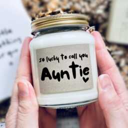 So Lucky To Call You Auntie Candle, Keepsake & Gift Note Set - Aunt, Aunty, Niece, Nephew, Family, Godmother, Sister - thumbnail 2