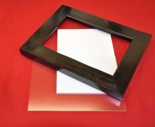 5x7 Picture Frame With Glass Backing & Mounting Hardware - image 1