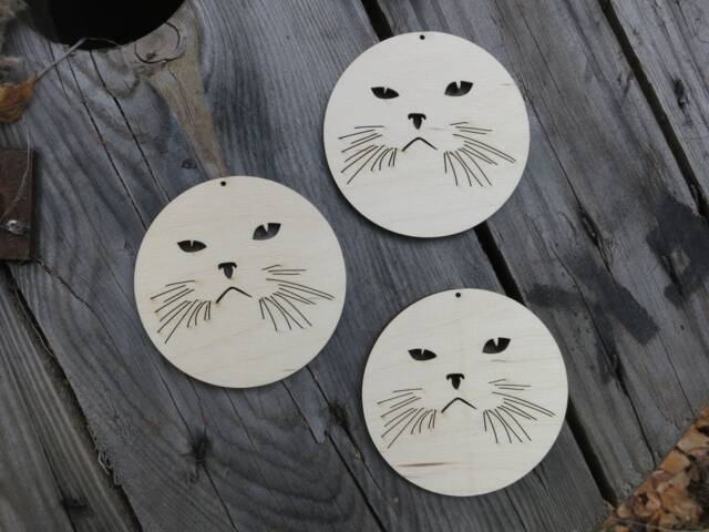 Birch Wood Cat Face Christmas Ornament Minimalist Woodland Decor - image 1