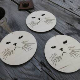 Birch Wood Cat Face Christmas Ornament Minimalist Woodland Decor - thumbnail 2