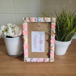 Colourful Heart Shaped Resin Flat Backs Deep Box Photo Frame 4 X 6 Inches - thumbnail 2