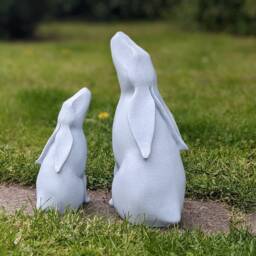 Moongazing Hare Sculpture, Rabbit Garden Ornament, Mother Baby Decor - thumbnail 2