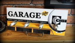"Renault ""Retro Garage"