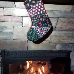 Red & Green Patchwork Christmas Stocking Ooak Black Quilted #2 - thumbnail 3
