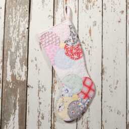Circles Vintage Quilt Christmas Stocking - Flower, Hand Quilted, Antique - thumbnail 3