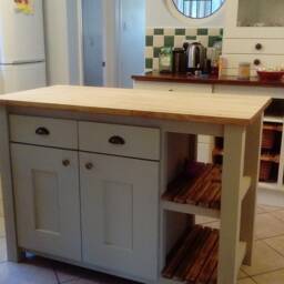 Open Shelves Kitchen Island - The Cheltenham - thumbnail 2