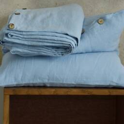 Light Blue Linen Bedding Set, Coconut Button Duvet Cover, Pillowcases - thumbnail 3
