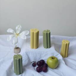 Flower Pillar Candle - Unscented Soy Wax Handmade Decorative Romantic Valentine's Day Gift Mother's - thumbnail 2