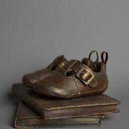 Vintage Clarkes Baby Shoe Mixed Media Sculpture - thumbnail 2