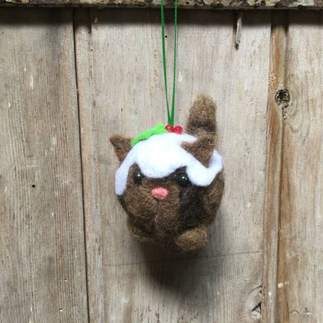Puddycat Needle Felted Christmas Pudding Cat Decoration Handmade From Sheep Wool - image 1