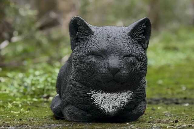 Unique Concrete Cat Sculpture Stone Kitten Decoration Cement Memorial Ornament Pet Lover Gift Garden & Home Figurine Kitty - image 1
