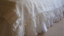 Linen Sheet With Vintage Ruffle Style, Bed Cover, Linen Bedding , Ruffled Pillowcase Also Available, Pure Linen
